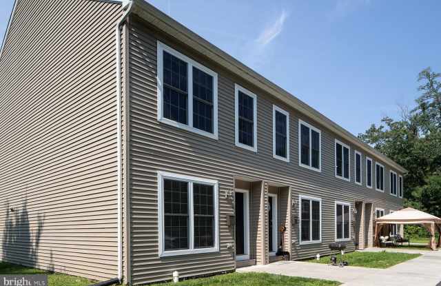 4738 TUSCARORA Gallery 1