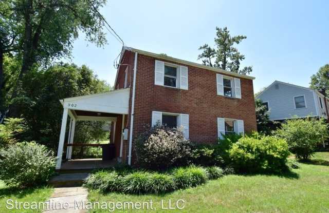 902 Langley Drive Gallery 2