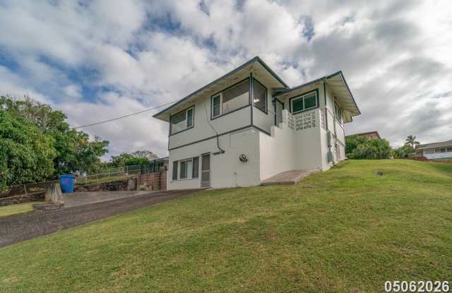 3 Bed 2 bath in Aiea Heights photos photos