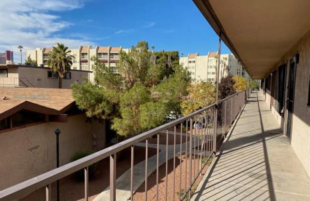 625 South Royal Crest Circle  Unit 8 Gallery 3