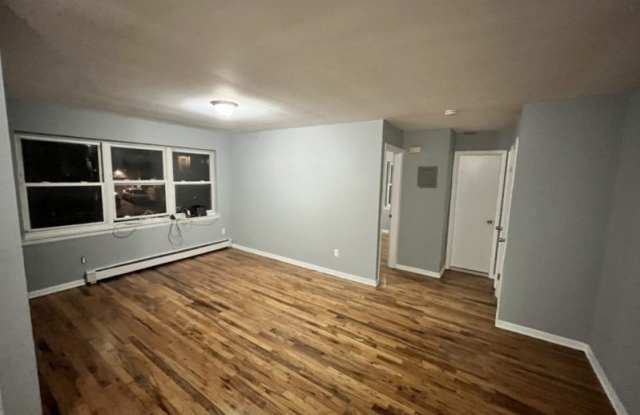 213 S 2Nd St Gallery 1