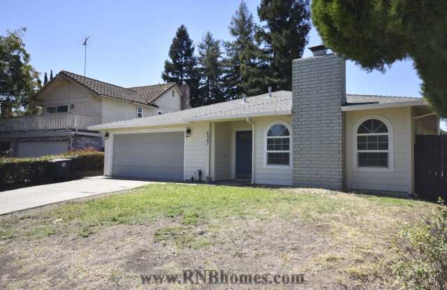 6847 Red Maple Way Gallery 3