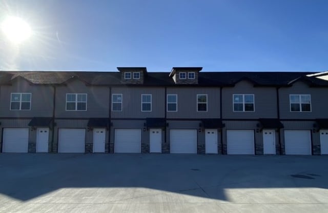 1040 Glenkirk Drive - E photos photos