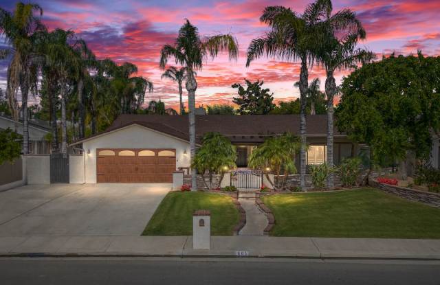 605 N El Rio Drive - Gorgeous Pool Home!! photos photos