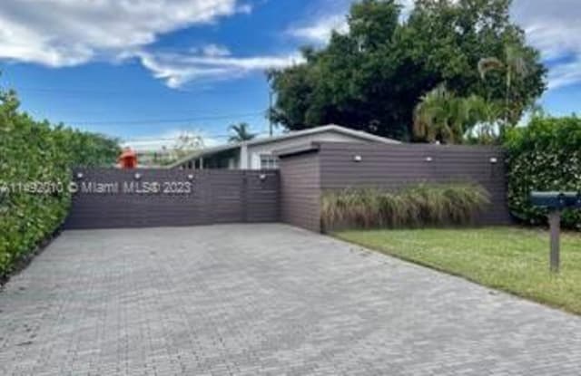 707 NE 22nd Dr - 707 Northeast 22nd Drive, Wilton Manors, FL 33305