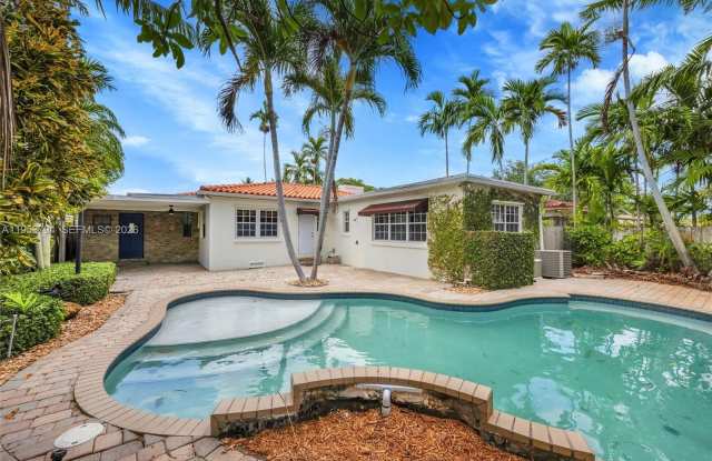 2312 SW 25th Ter photos photos