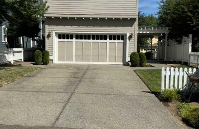 3 Bedroom 3 Bathroom in the town of Jacksonville Gallery 4