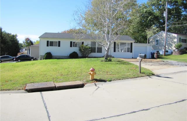 4000 Inwood - 4000 Inwood Drive, Mehlville, MO 63125