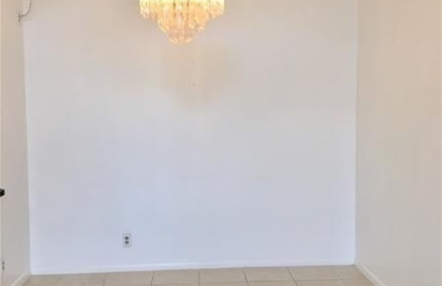 201 Foxtail Drive Gallery 3