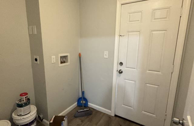 18 Lakewood StreetApt 2L Gallery 4