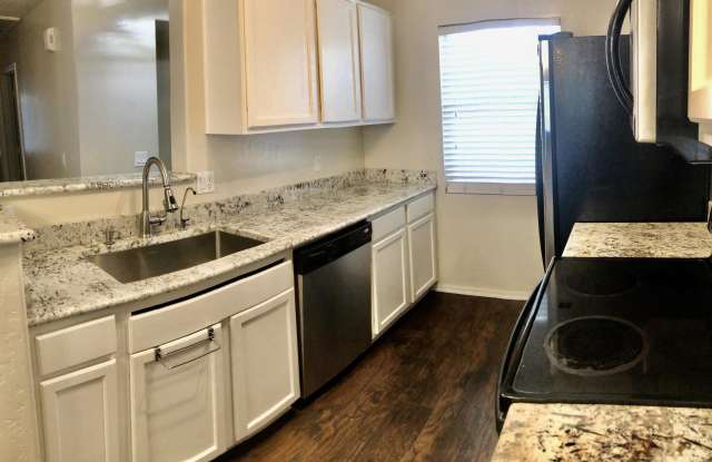 3452 S 162ND Lane Gallery 2