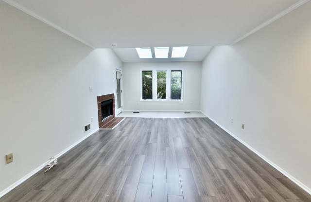 781 SPINNAKER CT photos photos