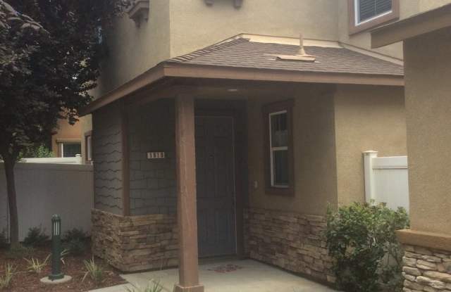 1910 SIMON SHUSTER LANE Gallery 1