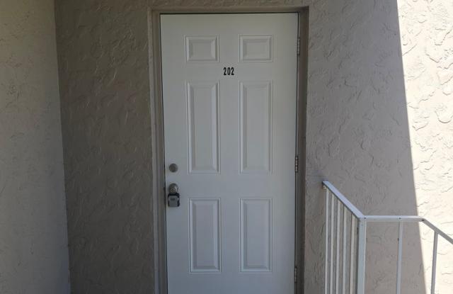 Remodeled 1/1 in Brandon Gallery 3