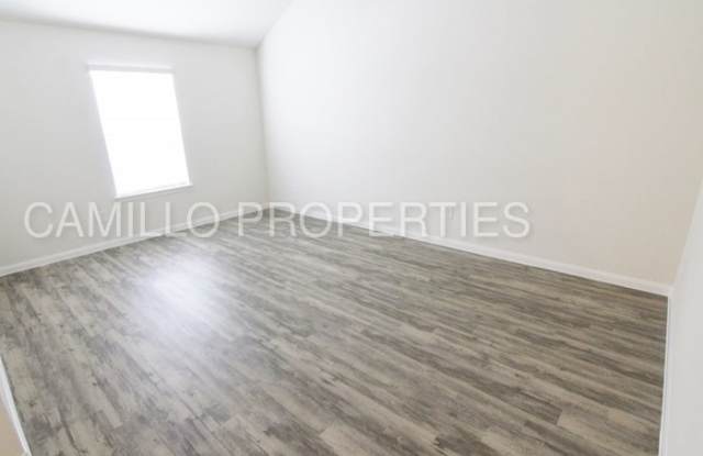 18110 Bethany Manor Court Gallery 4