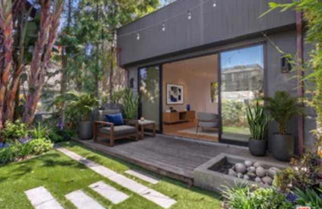 2409 Strongs Drive Gallery 4