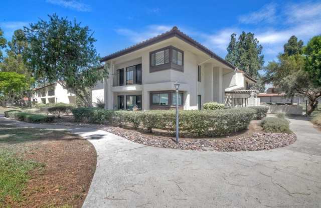 17637 Pomerado Road Gallery 2