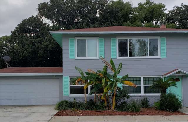 210 8TH ST N - 210 South 8th Street, Jacksonville Beach, FL 32250