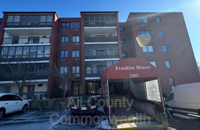 180 Green St. - 180 Green Street, Melrose, MA 02176