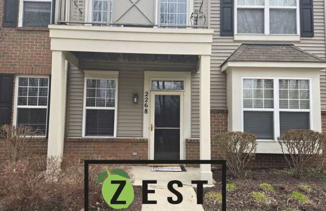 OPEN HOUSE 4/27 3-3:30 PM! First floor 2 Bed 2 Bath Condo with tons of amenities! photos photos