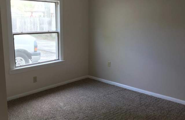437 Law St Apt Gallery 3
