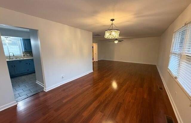 2008 Thompson Drive Gallery 2