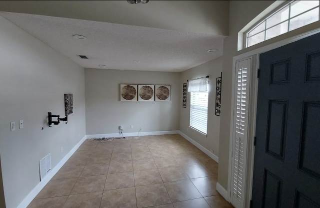 3785 Blackthorn Court Gallery 3