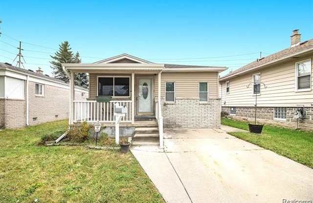 5613 Bedford Street photos photos