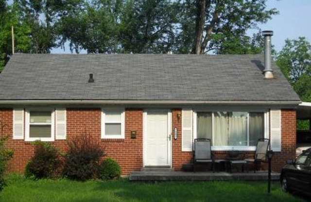 7502 Elnora Avenue Gallery 1
