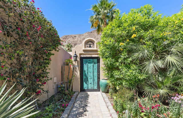76900 Avenida Fernando Gallery 2