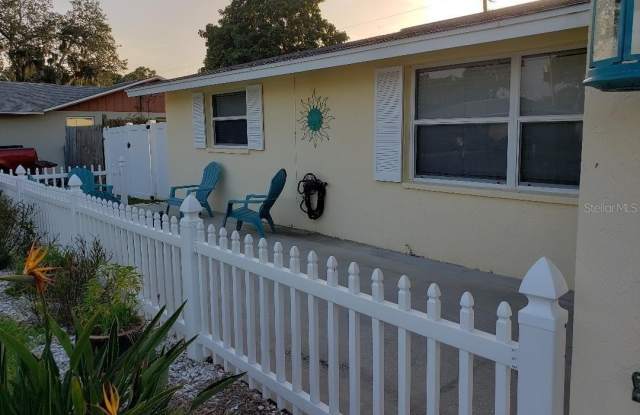 1190 LEEWARD Road Gallery 2