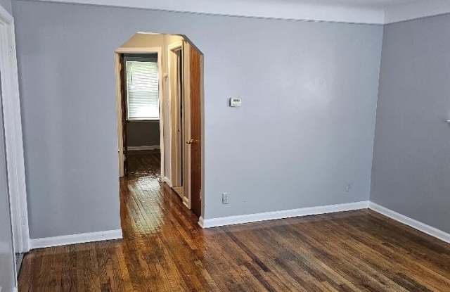 15485 Stout Street Gallery 2