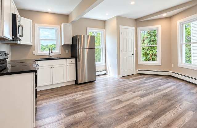 35 Rogers Avenue - 2 Gallery 3