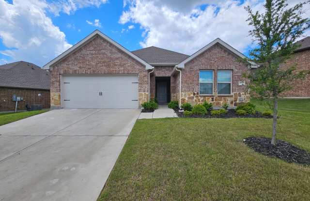 Beautiful 4-Bedroom Home in Lavon, TX – Comfort  Style in Trailside Commons! photos photos