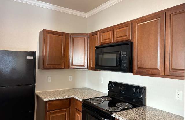 Medical Center Townhome Gallery 4