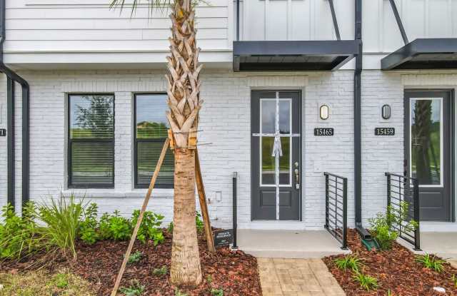 MOVE-IN SPECIAL! Spacious 3/3.5 Townhome in Parkview at Hamlin! HS Internet Included! Gallery 3