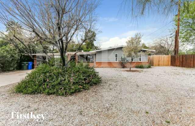7744 North 21st Avenue photos photos