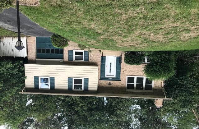 7220 WILLOW OAK PLACE - 7220 Willow Oak Place, Burke, VA 22153