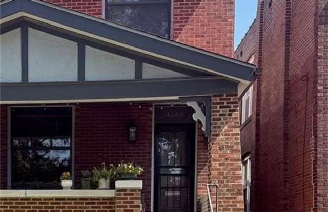 4143 Shaw Boulevard Gallery 2