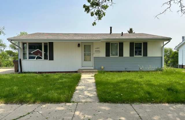 4 Bedroom House! photos photos