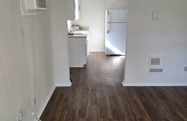 1505 Duncan Ave photos photos