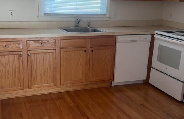 5751 Parview Drive Gallery 2