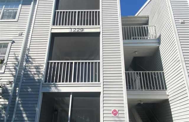 1229 BERMUDA LAKES Lane Gallery 1