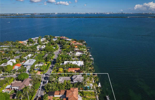 617/625 E Dilido Dr photos photos