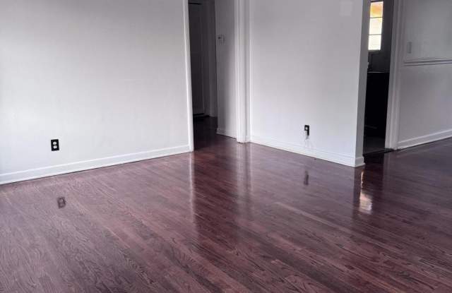 6124 SUDBURY Avenue Gallery 3