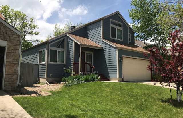 2380 Rim Drive Gallery 2