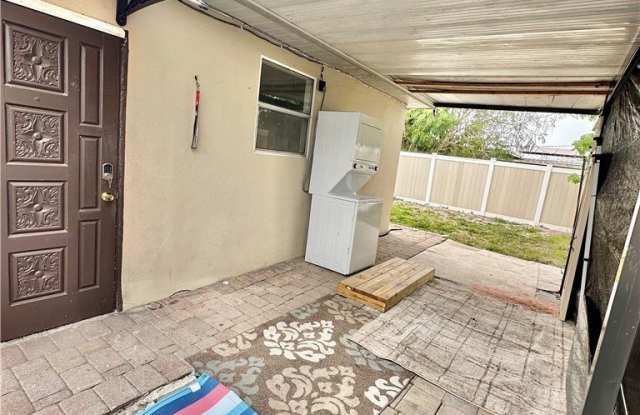 907 Laredo Avenue Gallery 4
