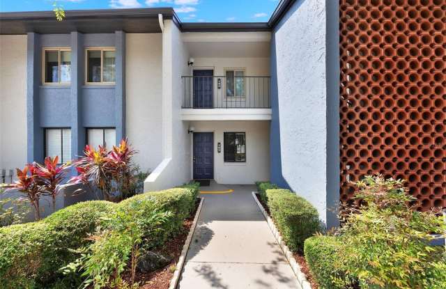 2 ESCONDIDO CIRCLE photos photos