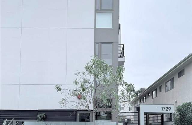 1729 S Barrington photos photos