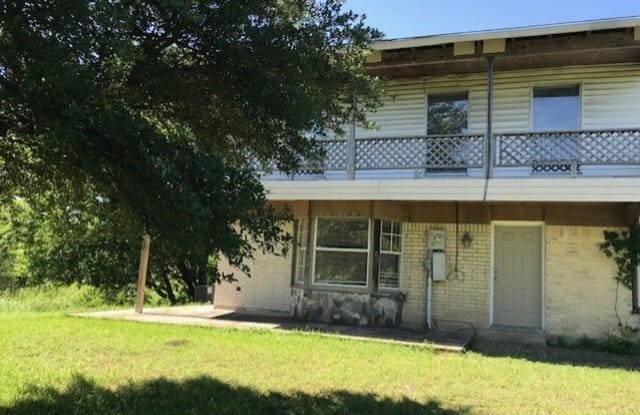 715 Eastham Lane - 715 Eastham Ln, Lowry Crossing, TX 75407